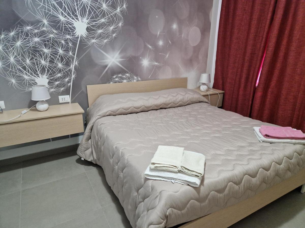 דירות Santa Caterina Dello Ionio Marina Nina'S House 1 A 300 Metri Dal Mare מראה חיצוני תמונה